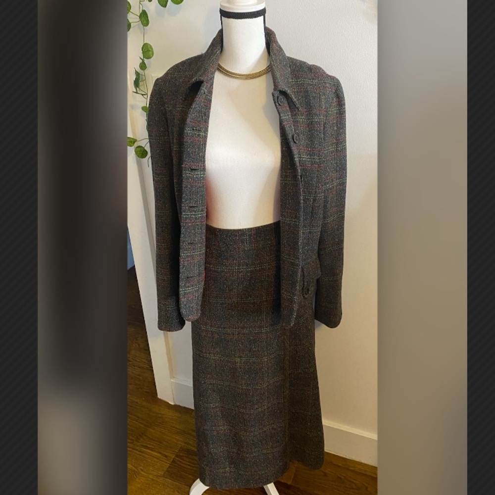 𝗟𝗶𝘇 𝗖𝗹𝗮𝗶𝗿𝗯𝗼𝗿𝗻𝗲 Women's vintage Suit size 16